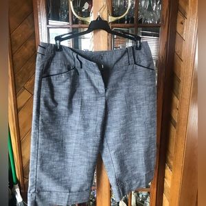 ♥️♥️Liz Byer California, Capri pants, size 9♥️♥️